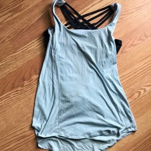 Lululemon workout top